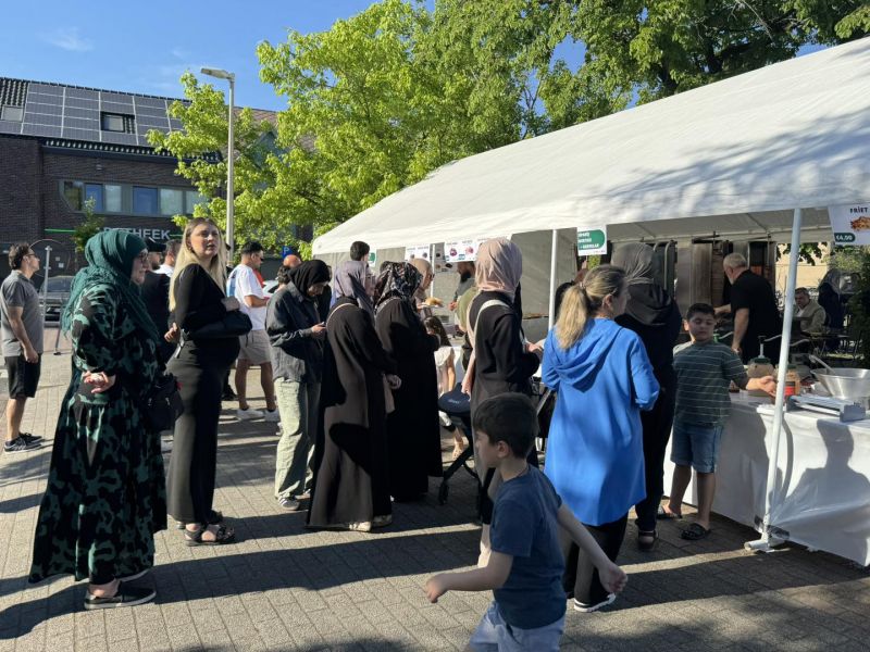 BİF Heusden-Zolder Kermesi, Cemaatin Yoğun Katılımıyla Başladı